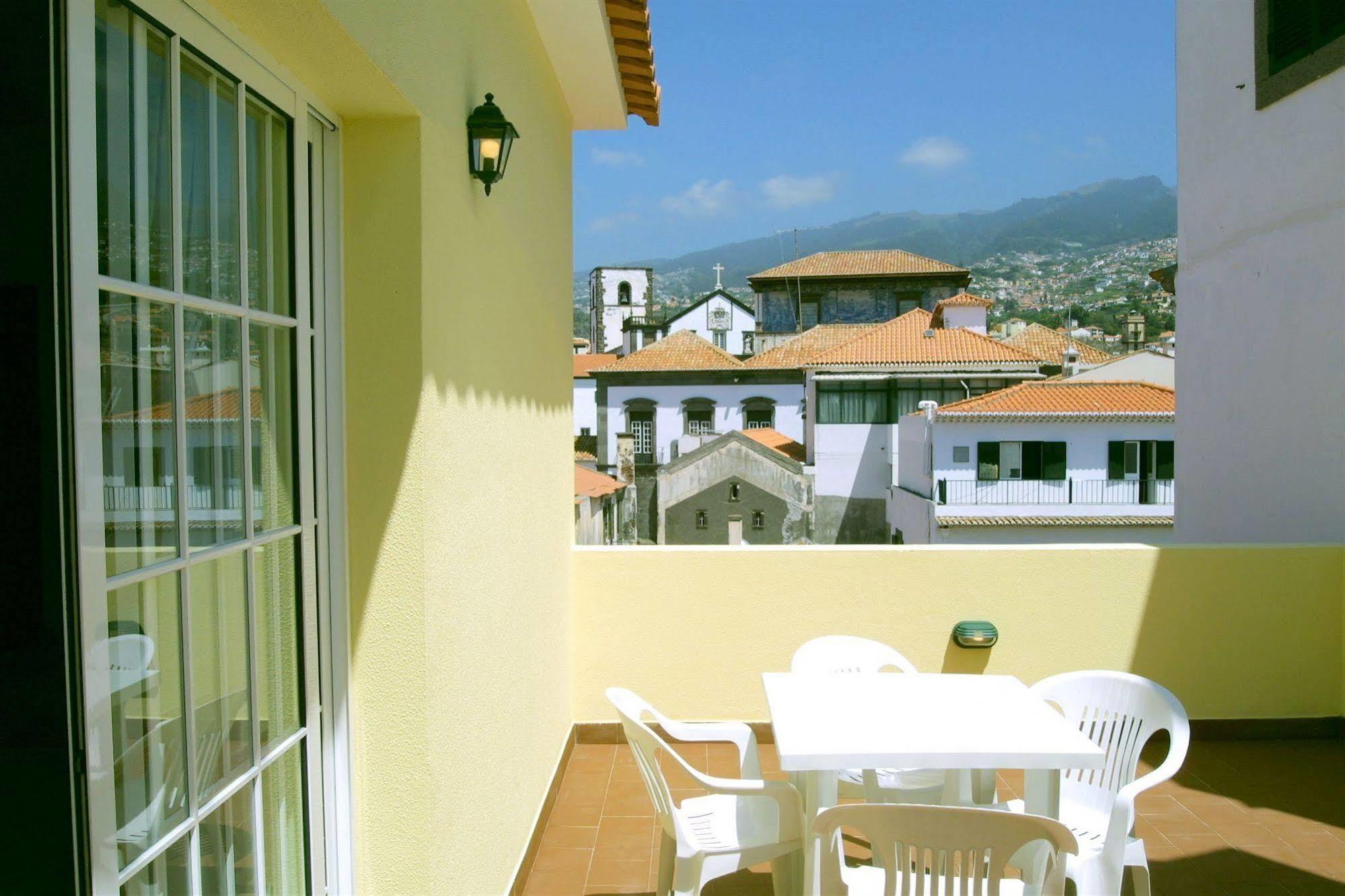 Residencial Queimada De Baixo Otel Funchal Dış mekan fotoğraf